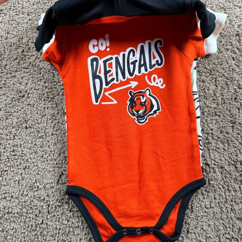 NFL Cincinnati Bengals NEW 3 bodysuit Set Baby Boys 18-24 mo Black one piece